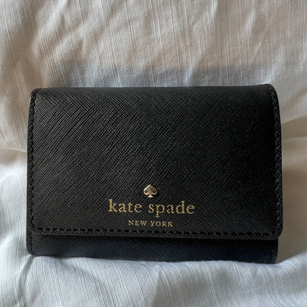 Kate Spade Cedar Street Darla Wallet